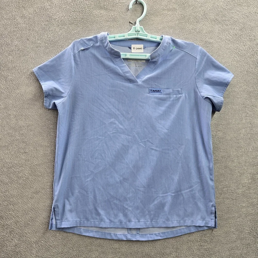 Ariat Women‎ Scrub Top XS Blue Logo Embroidery Nua Short Sleeve